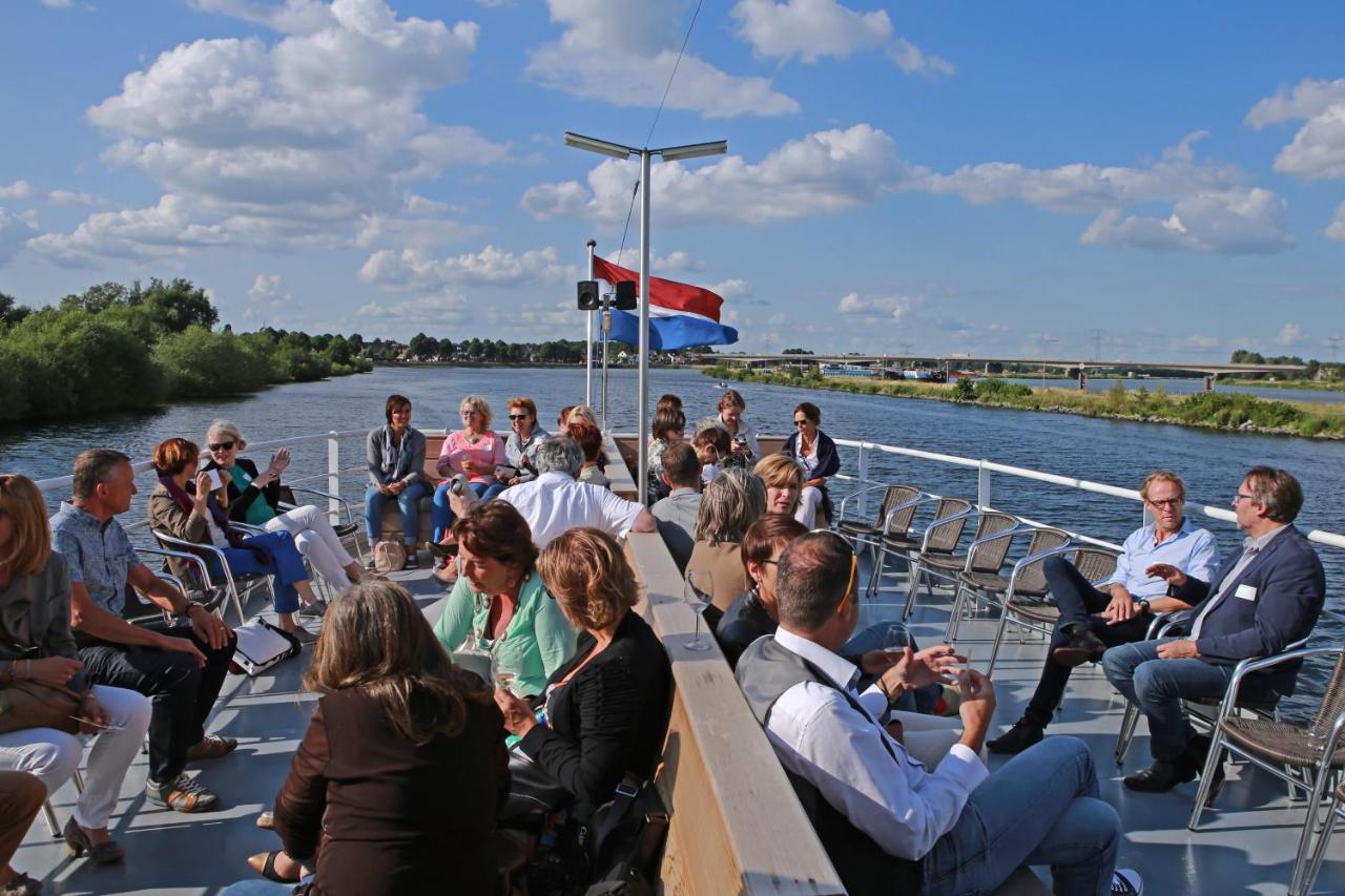 Gastenverblijf 'T Smedenhuys Maasbracht Extérieur photo